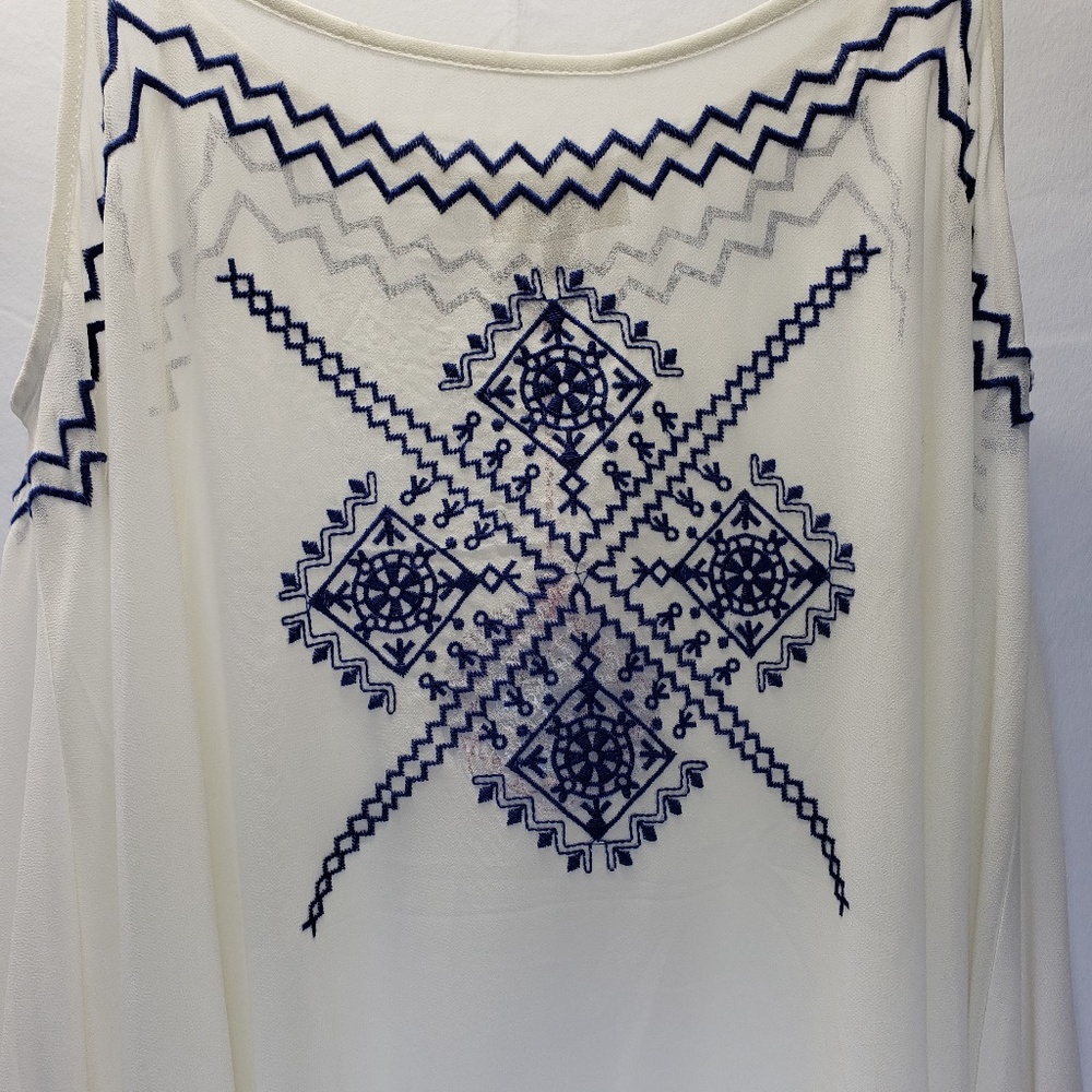 Umgee - Picture 2 of 8